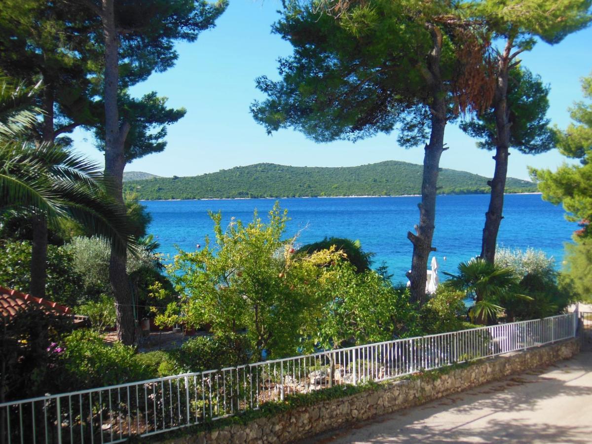 Holiday Home Oleander Žaborić Kültér fotó