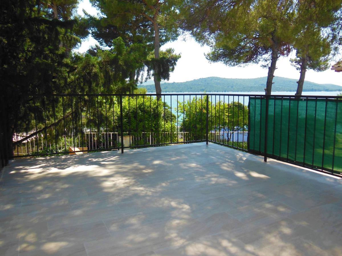 Holiday Home Oleander Žaborić Kültér fotó